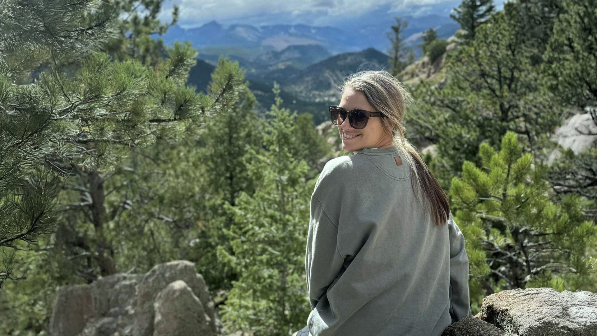 Hello! New blog alert >>